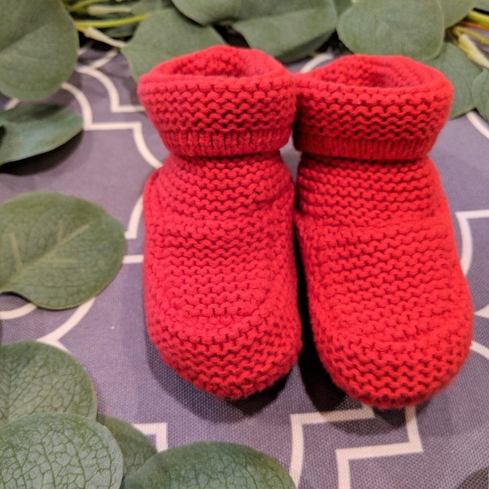 Baby Gap Garter Knit Red Booties Size 3-6M EUC